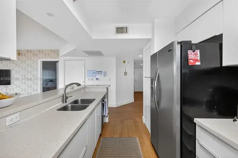 19501 W Country Club Drive Aventura FL 33180