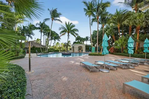 19501 W Country Club Drive Aventura FL 33180
