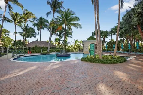 19501 W Country Club Drive Aventura FL 33180