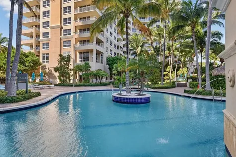 19501 W Country Club Drive Aventura FL 33180