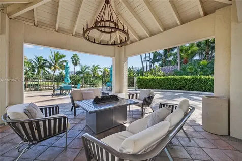 19501 W Country Club Drive Aventura FL 33180