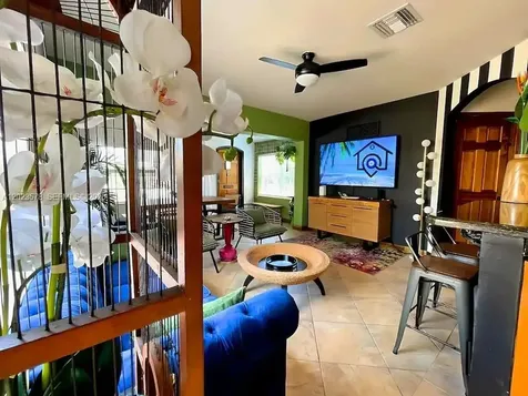 2538 Liberty Street Hollywood FL 33020