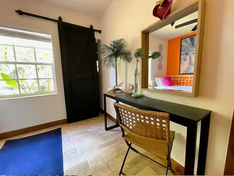 2538 Liberty Street Hollywood FL 33020