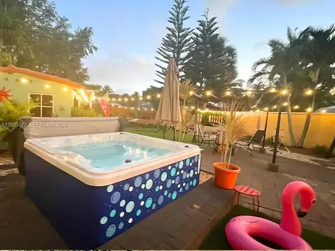 2538 Liberty Street Hollywood FL 33020