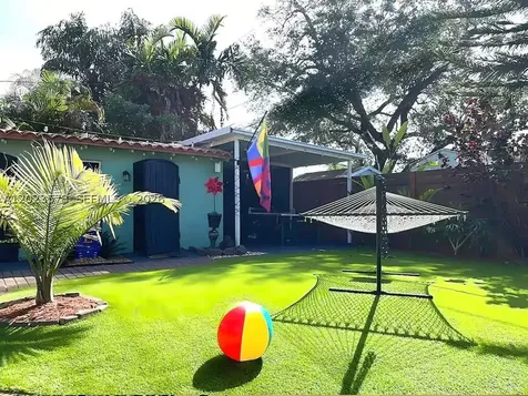 2538 Liberty Street Hollywood FL 33020