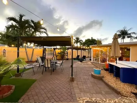 2538 Liberty Street Hollywood FL 33020