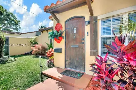 2538 Liberty Street Hollywood FL 33020