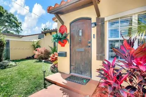 2538 Liberty Street Hollywood FL 33020