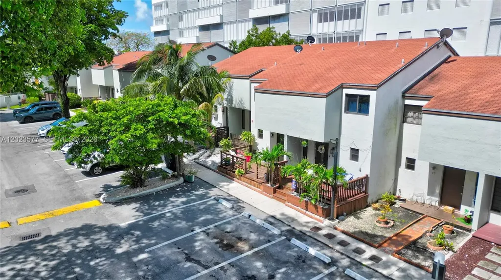 1901 NW S River Drive Miami FL 33125