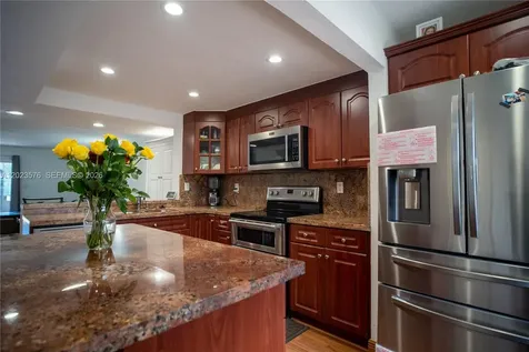 10052 NW 41st Street Doral FL 33178