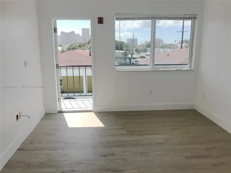 1815 NW 1st Court Miami FL 33136