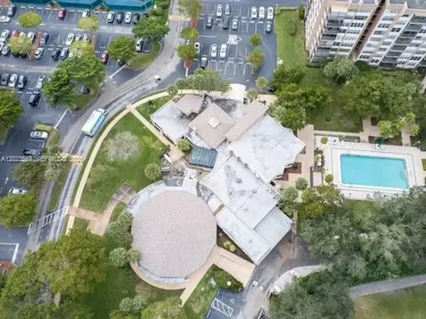 1400 Saint Charles Place Pembroke Pines FL 33026