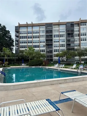 1400 Saint Charles Place Pembroke Pines FL 33026