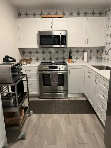 1400 Saint Charles Place Pembroke Pines FL 33026