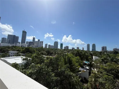 2021 SW 3rd Avenue Miami FL 33129