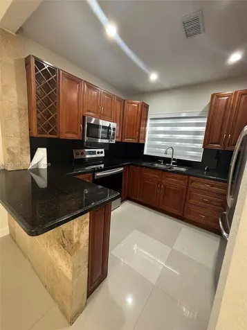 1648 SW 13th Street Miami FL 33145