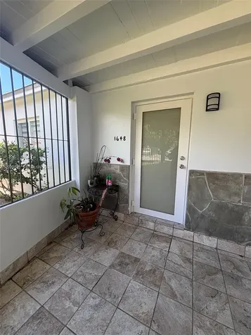 1648 SW 13th Street Miami FL 33145