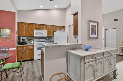 369 NW 97th Avenue Plantation FL 33324