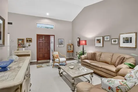 369 NW 97th Avenue Plantation FL 33324
