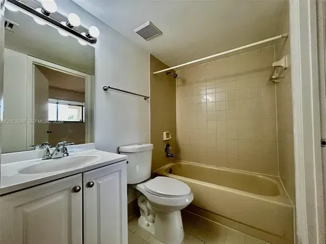 7451 NW 16th Street Plantation FL 33313