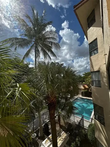 7451 NW 16th Street Plantation FL 33313