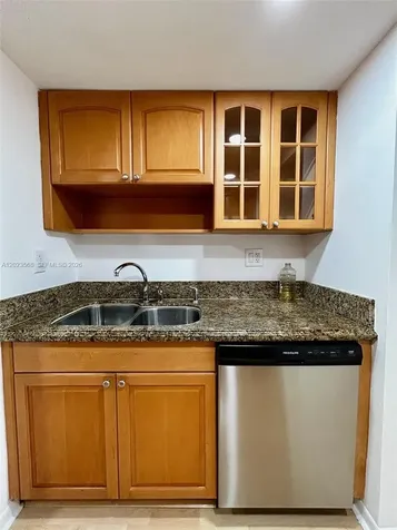 7451 NW 16th Street Plantation FL 33313