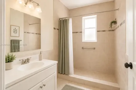 1380 NE 153rd Street North Miami Beach FL 33162