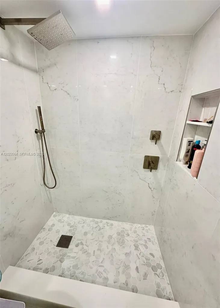 3000 E Sunrise Boulevard Fort Lauderdale FL 33304