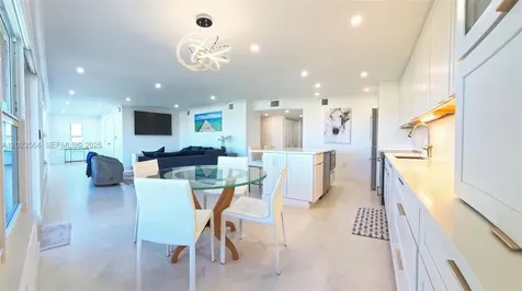 3000 E Sunrise Boulevard Fort Lauderdale FL 33304