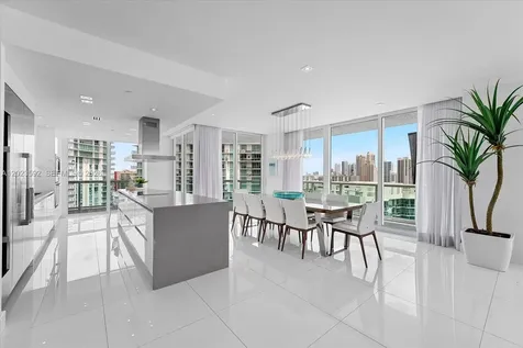 16500 Collins Avenue Sunny Isles Beach FL 33160