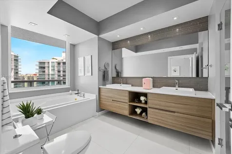 16500 Collins Avenue Sunny Isles Beach FL 33160