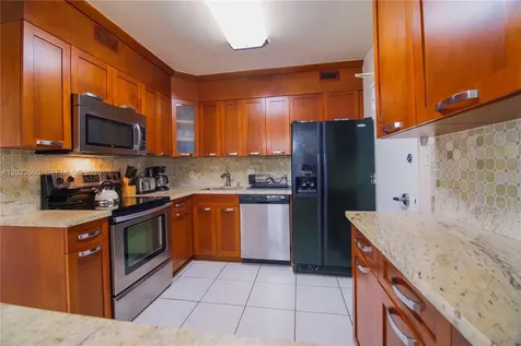 5151 Collins Avenue Miami Beach FL 33140