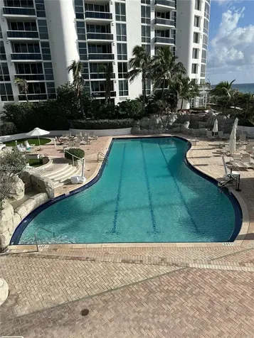 18001 Collins Avenue Sunny Isles Beach FL 33160