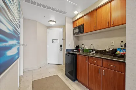 18001 Collins Avenue Sunny Isles Beach FL 33160