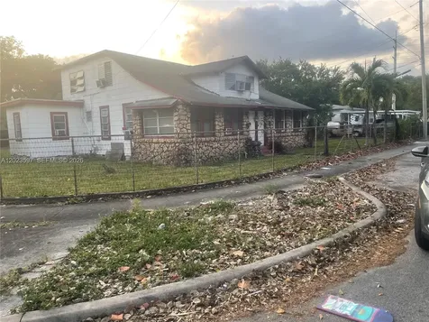 5700 NW 9th Avenue Miami FL 33127
