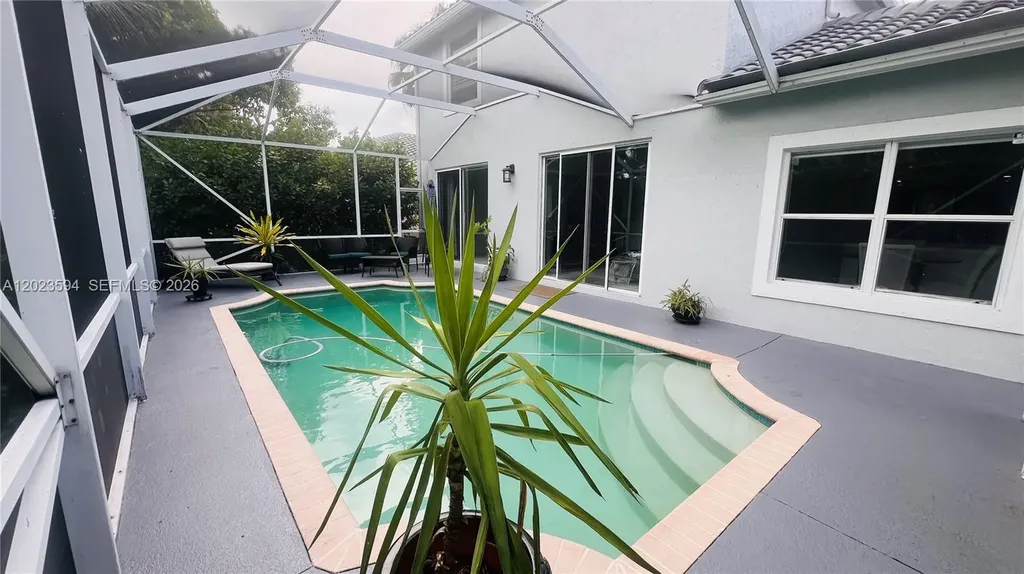 12046 NW 47th Coral Springs FL 33076