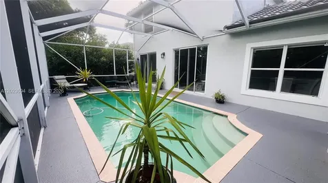 12046 NW 47th Coral Springs FL 33076