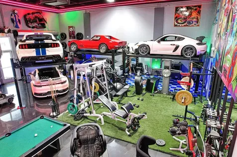 6030 NW 102nd Avenue Doral FL 33178