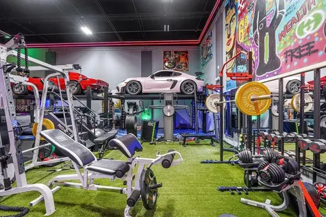 6030 NW 102nd Avenue Doral FL 33178
