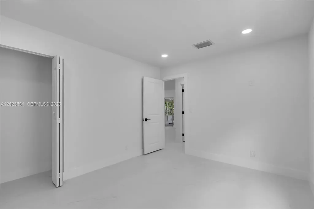 2828 NW 95th Avenue Coral Springs FL 33065
