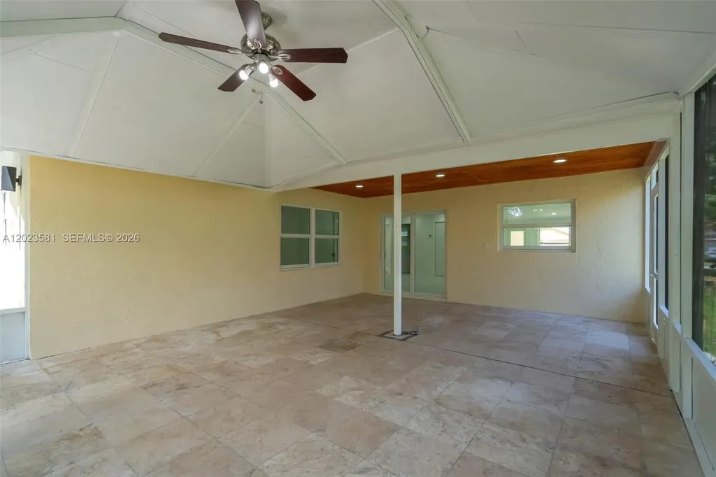 2828 NW 95th Avenue Coral Springs FL 33065