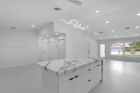 2828 NW 95th Avenue Coral Springs FL 33065