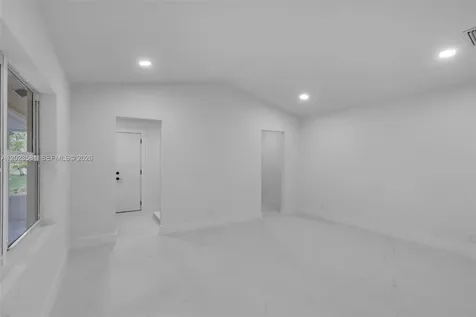2828 NW 95th Avenue Coral Springs FL 33065