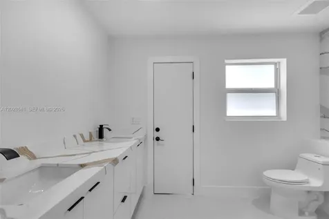 2828 NW 95th Avenue Coral Springs FL 33065