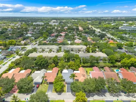 2828 NW 95th Avenue Coral Springs FL 33065