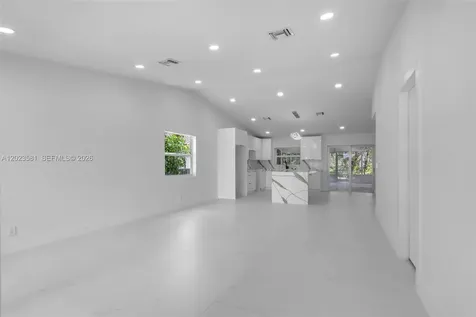 2828 NW 95th Avenue Coral Springs FL 33065