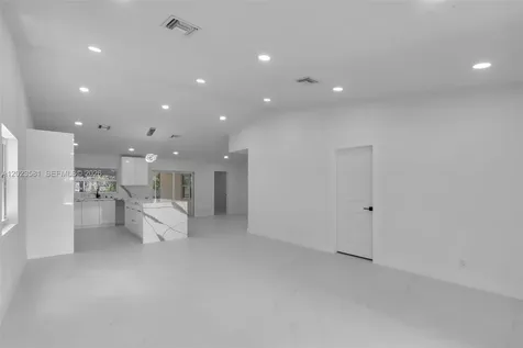 2828 NW 95th Avenue Coral Springs FL 33065