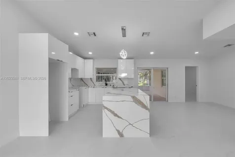 2828 NW 95th Avenue Coral Springs FL 33065
