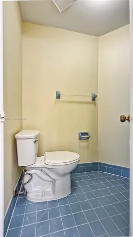 275 NW 36th Avenue Deerfield Beach FL 33442