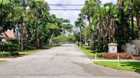 275 NW 36th Avenue Deerfield Beach FL 33442